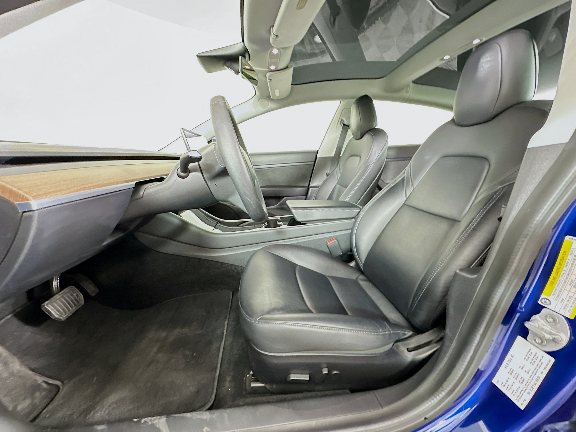 Used 2020 Tesla Model 3 Standard Range Plus RWD image 13