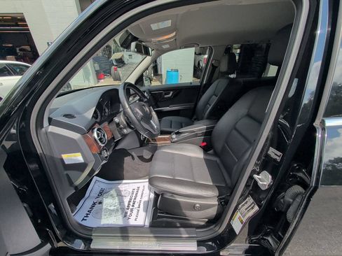 Used 2013 Mercedes-Benz GLK 350 4MATIC image 10