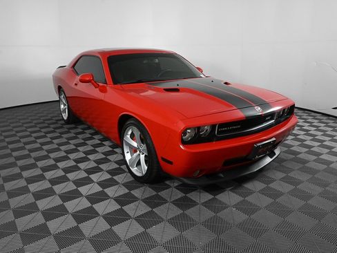 Used 2010 Dodge Challenger SRT8 image 22