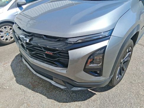Used 2025 Chevrolet Equinox RS w/ Safety and Technology Package FWD image 2