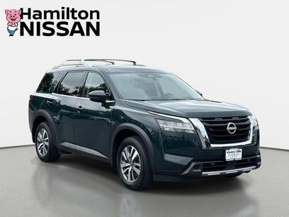 Used 2024 Nissan Pathfinder SL