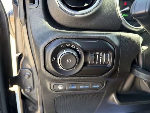 Used 2021 Jeep Wrangler Unlimited Rubicon 4xe w/ Steel Bumper Group image 17