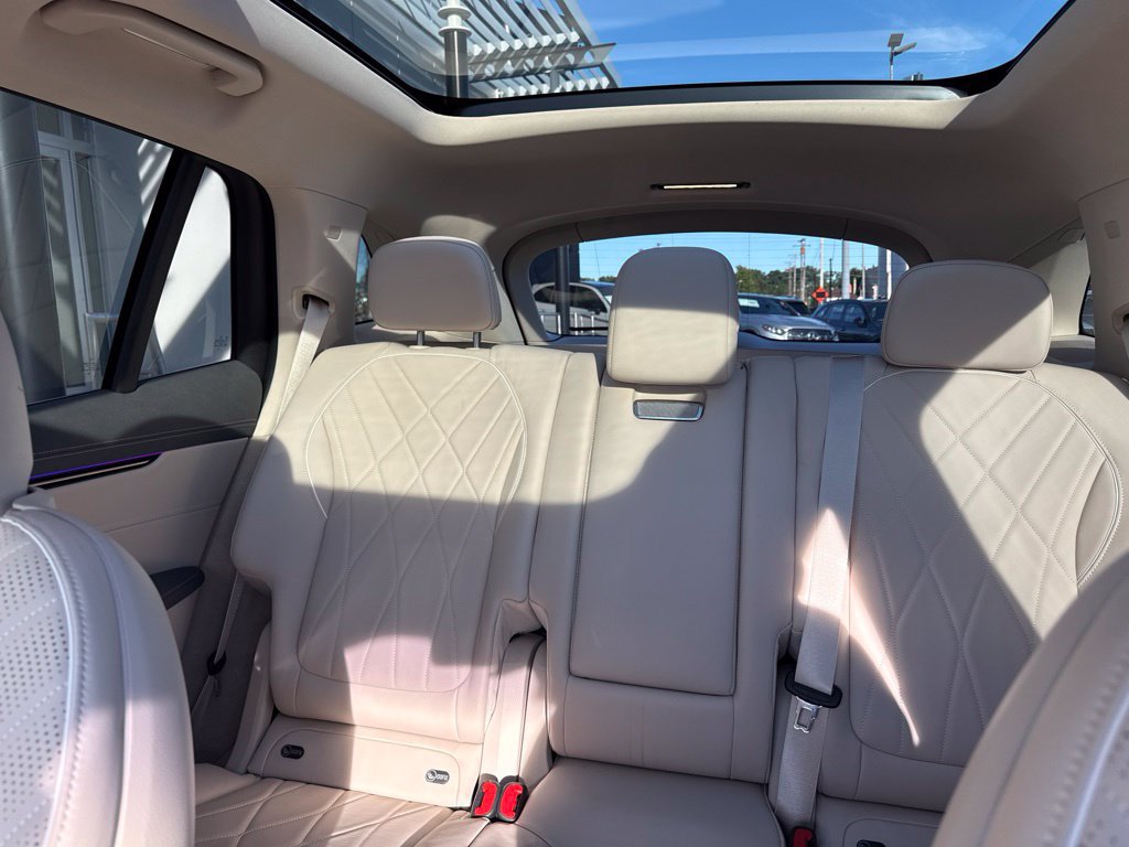Used 2023 Mercedes-Benz EQS 580 4MATIC SUV image 15