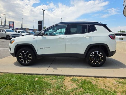Used 2020 Jeep Compass Trailhawk AWD/4WD image 8