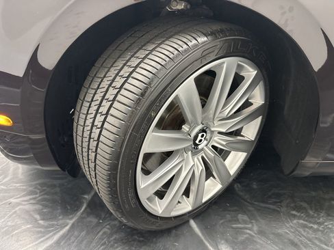 Used 2014 Bentley Flying Spur W12 image 33