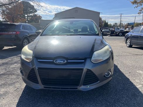 Used 2012 Ford Focus SEL image 2