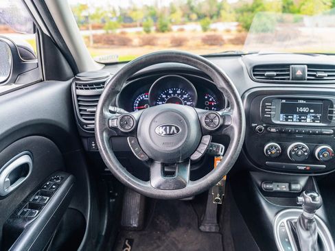 Used 2018 Kia Soul image 21