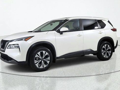 Used 2023 Nissan Rogue SV FWD image 3