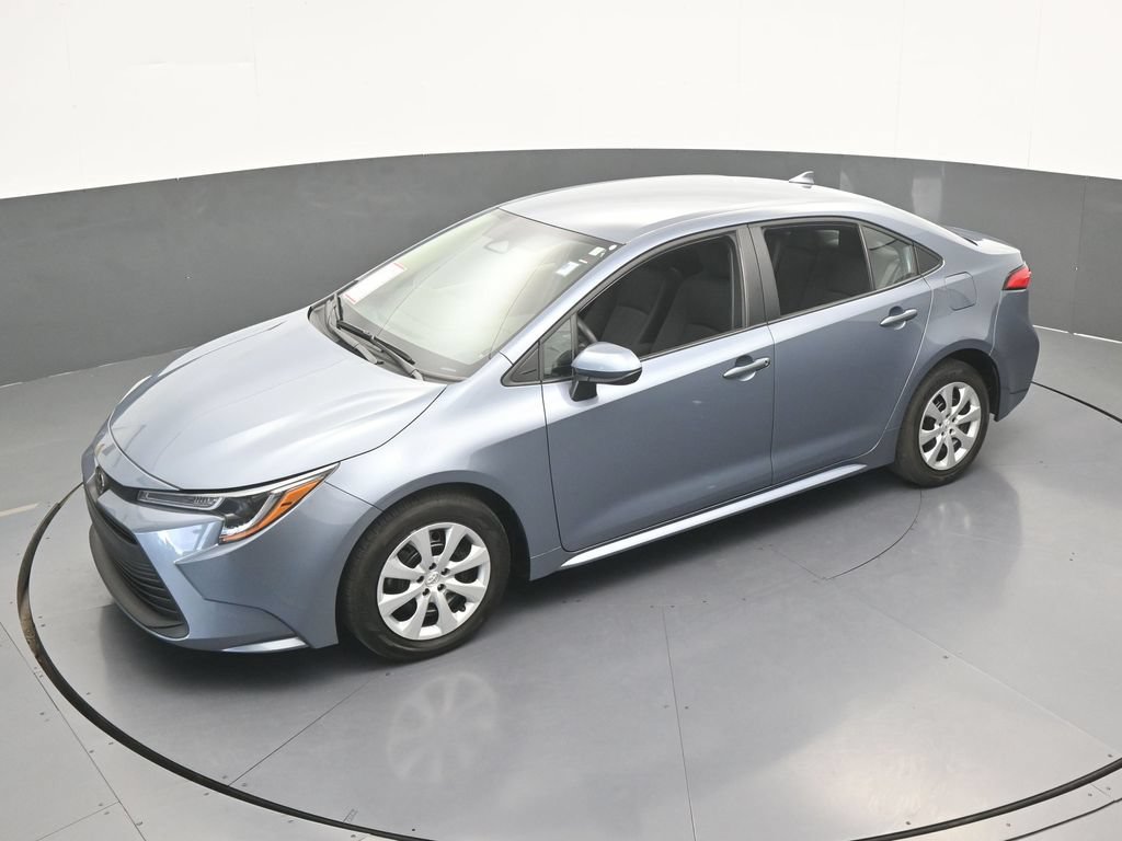 Used 2024 Toyota Corolla LE FWD image 39