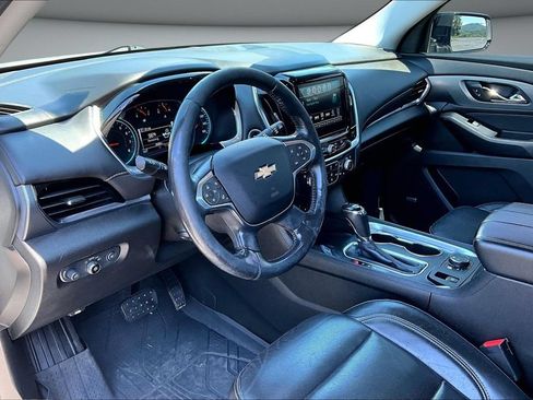Used 2019 Chevrolet Traverse Premier w/ Redline Edition AWD/4WD image 17