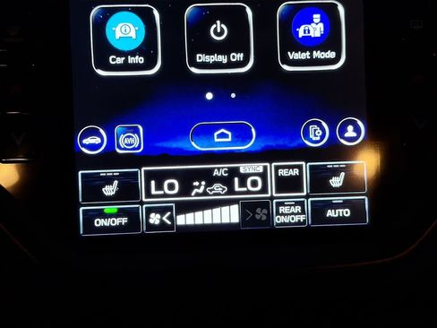 Used 2023 Subaru Ascent Onyx Edition image 17