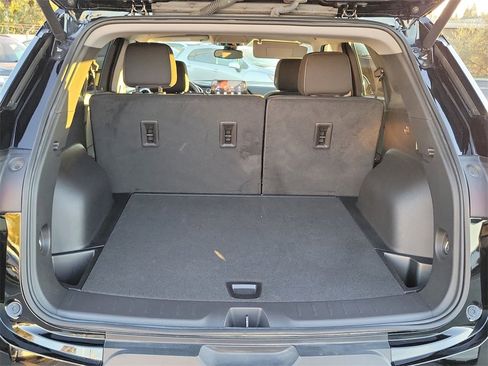 Used 2025 Chevrolet Blazer LT w/ Convenience Package image 24