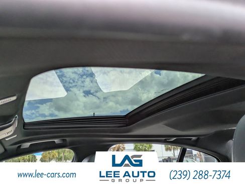 Used 2018 BMW 540i xDrive w/ Premium Package image 16