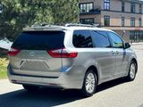 Used 2015 Toyota Sienna XLE Premium image 5