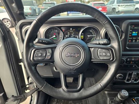 Used 2023 Jeep Wrangler Unlimited w/ Cold Weather Group image 41