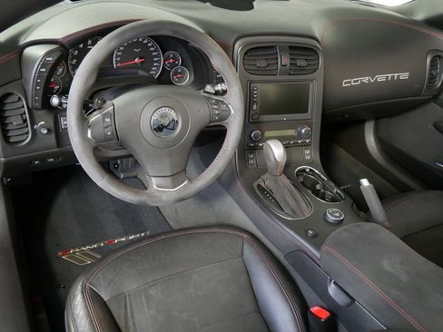 Used 2012 Chevrolet Corvette Grand Sport w/ 4LT Preferred Equipment Group RWD image 16