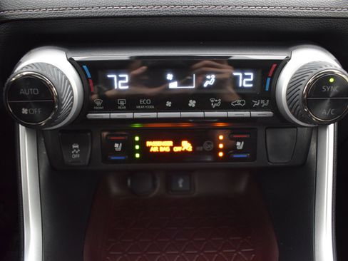 Used 2022 Toyota RAV4 Limited w/ Limited Grade Weather Package image 20