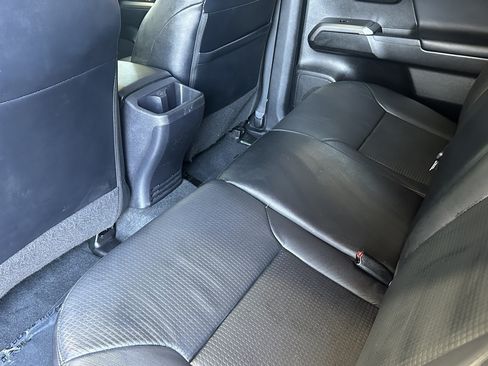 Certified 2022 Toyota Tacoma TRD Off-Road w/ TRD Premium Off Road Package AWD/4WD image 11