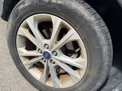Used 2018 Ford Escape SEL FWD image 28