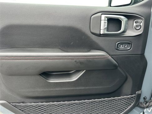 Used 2024 Jeep Wrangler Unlimited Rubicon image 10