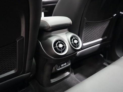 New 2025 Alfa Romeo Stelvio Sprint image 30