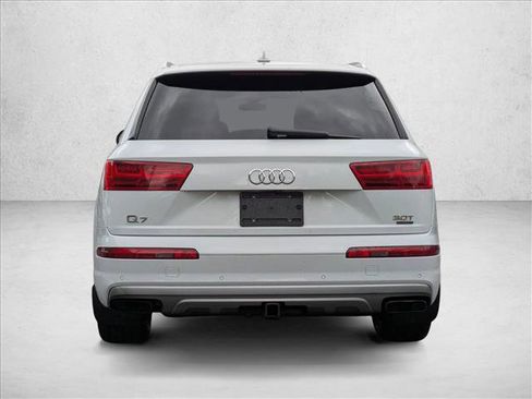 Used 2017 Audi Q7 3.0T Prestige image 7