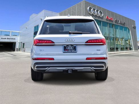 Used 2023 Audi Q7 3.0T Premium Plus w/ Premium Plus Package AWD/4WD image 3