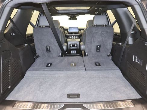 Used 2024 GMC Yukon AT4 w/ Technology Package image 47