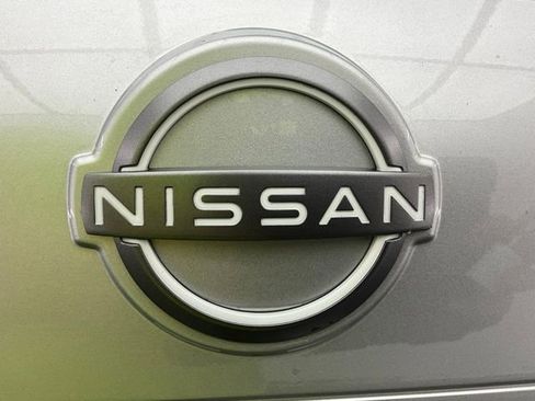 Used 2025 Nissan Rogue SV AWD/4WD image 25
