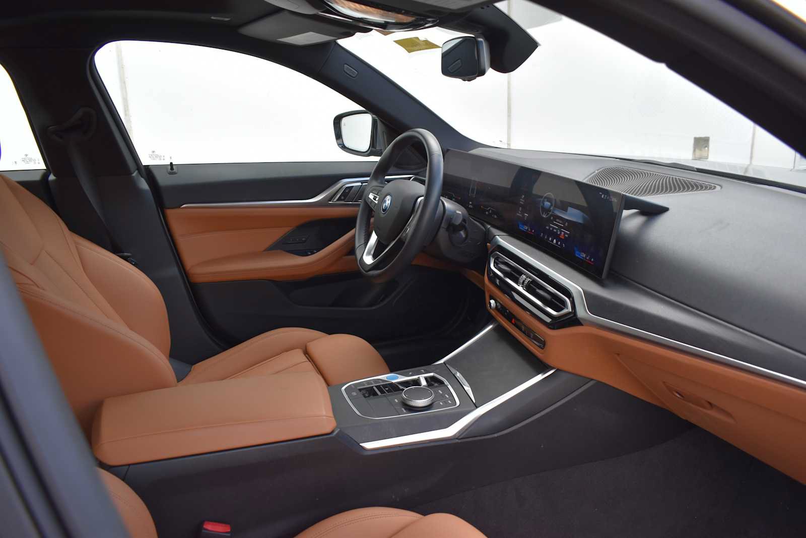 Used 2024 BMW i4 eDrive35 w/ Convenience Package RWD image 9