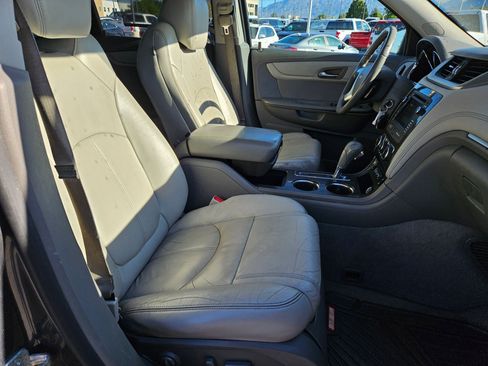 Used 2013 Chevrolet Traverse LT AWD/4WD image 30