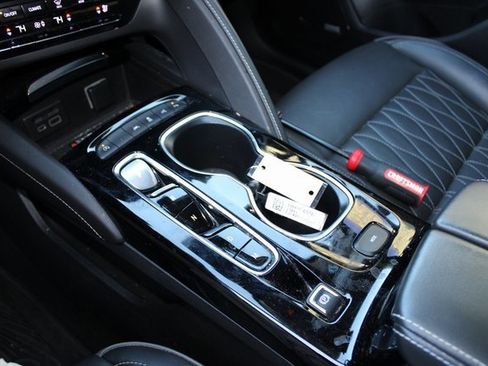 Used 2022 Buick Envision Avenir w/ Technology Package II image 27