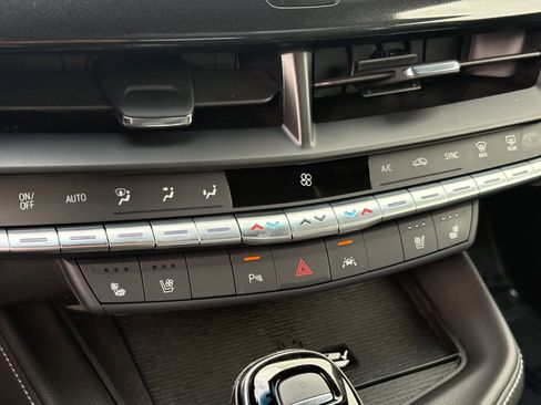 Certified 2026 Cadillac CT4 V Blackwing w/ Driver Assist Package image 22