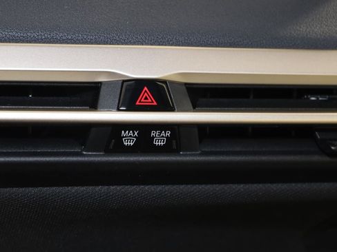 Used 2023 BMW iX xDrive50 w/ Convenience Package AWD/4WD image 33