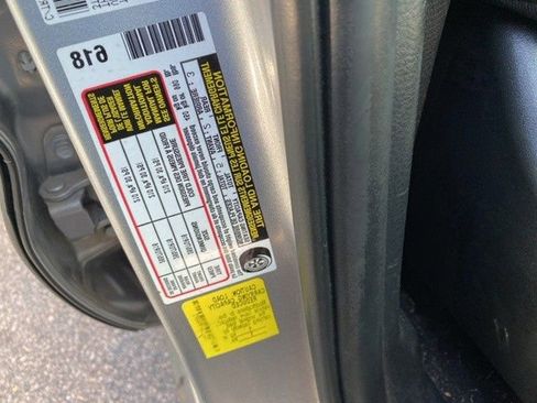 Used 2021 Toyota Tacoma TRD Off-Road image 31