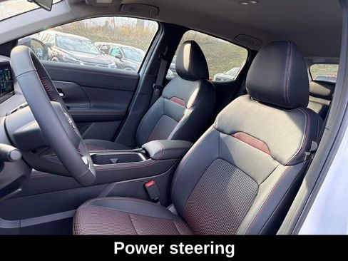 Used 2026 Nissan Kicks SR w/ Cold Weather Package AWD/4WD image 11