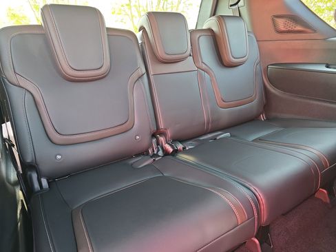 New 2025 Nissan Armada SL image 12