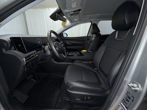 Used 2025 Hyundai Tucson Limited AWD/4WD image 11