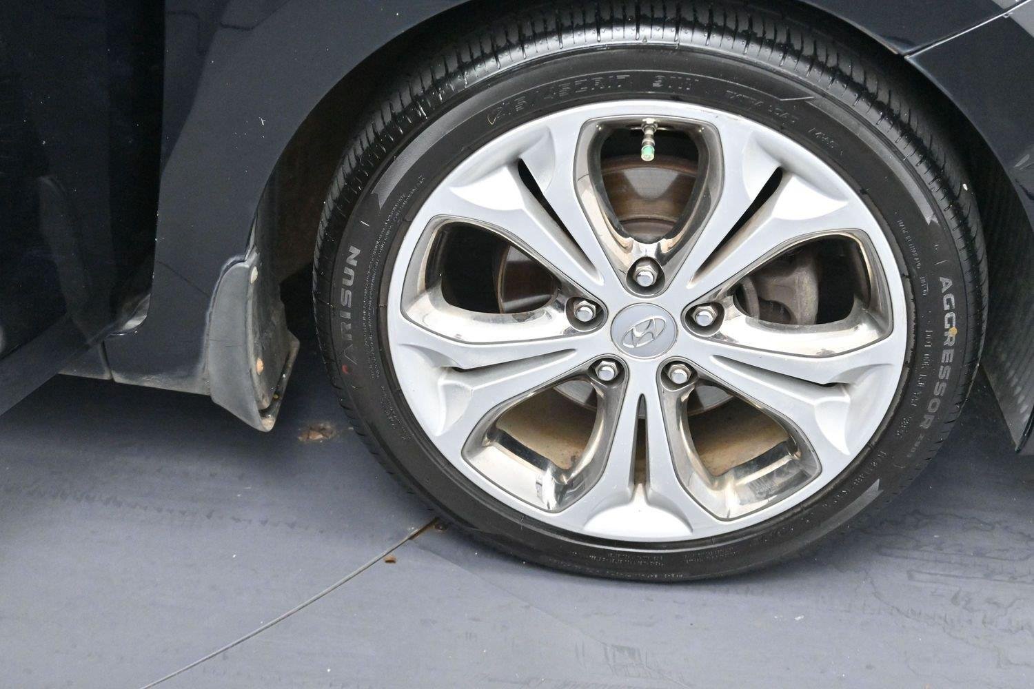 Used 2013 Hyundai Elantra GT w/ Style Pkg FWD image 30