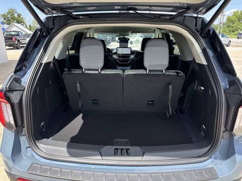 Certified 2026 Ford Explorer Active w/ Active Comfort Package RWD image 8