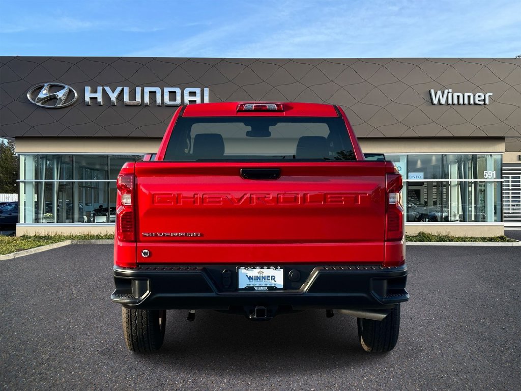 Used 2024 Chevrolet Silverado 1500 W/T w/ WT Value Package RWD image 3