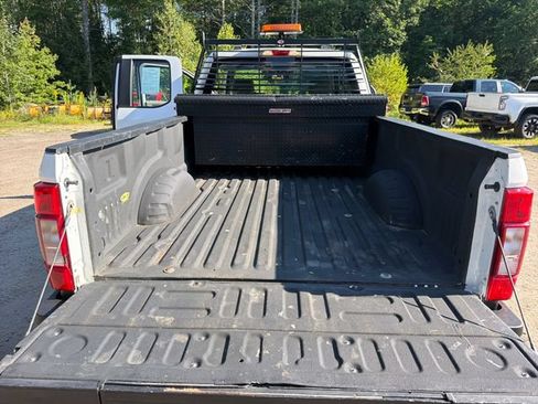 Used 2020 Ford F250 XL w/ Power Equipment Group AWD/4WD image 22