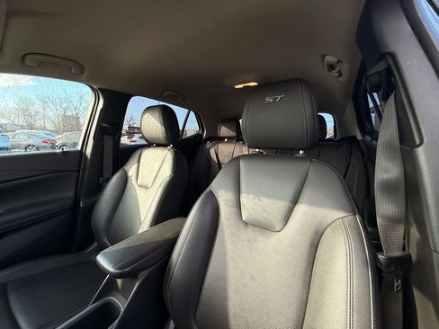 Used 2024 Buick Encore GX Sport Touring image 24