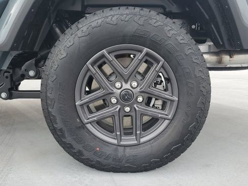 New 2026 Jeep Gladiator Sport image 6