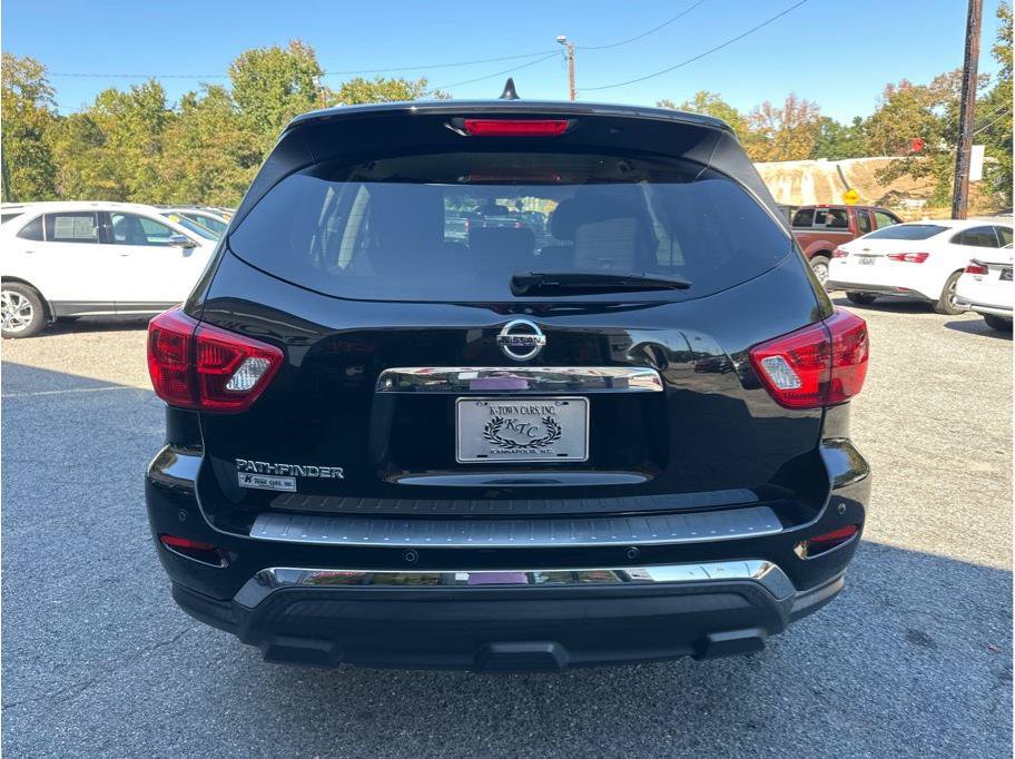 Used 2020 Nissan Pathfinder S FWD image 7