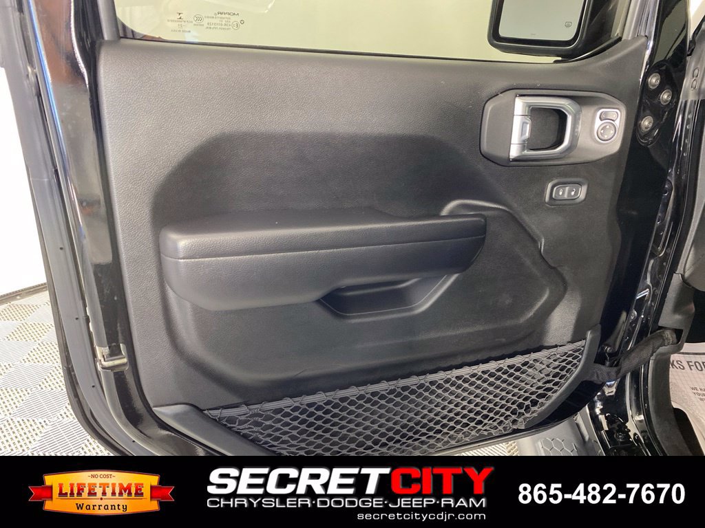 Used 2021 Jeep Wrangler Unlimited Sport AWD/4WD image 12
