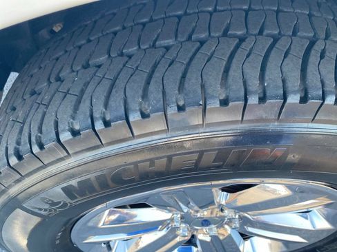 Used 2018 Ford F150 Lariat RWD image 36