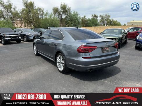 Used 2017 Volkswagen Passat 1.8T SEL Premium image 3