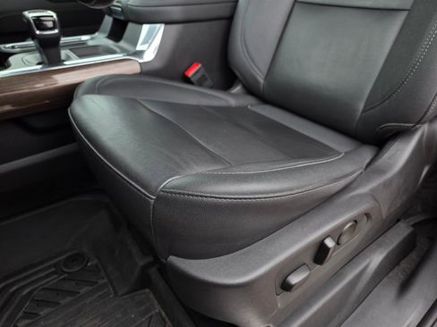 Used 2024 Chevrolet Silverado 1500 LT Trail Boss w/ Convenience Package II image 23