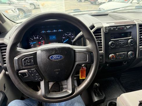 Used 2017 Ford F250 XL w/ Power Equipment Group image 18